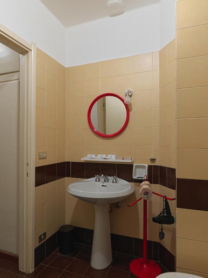 Santo Stefano Apartment *